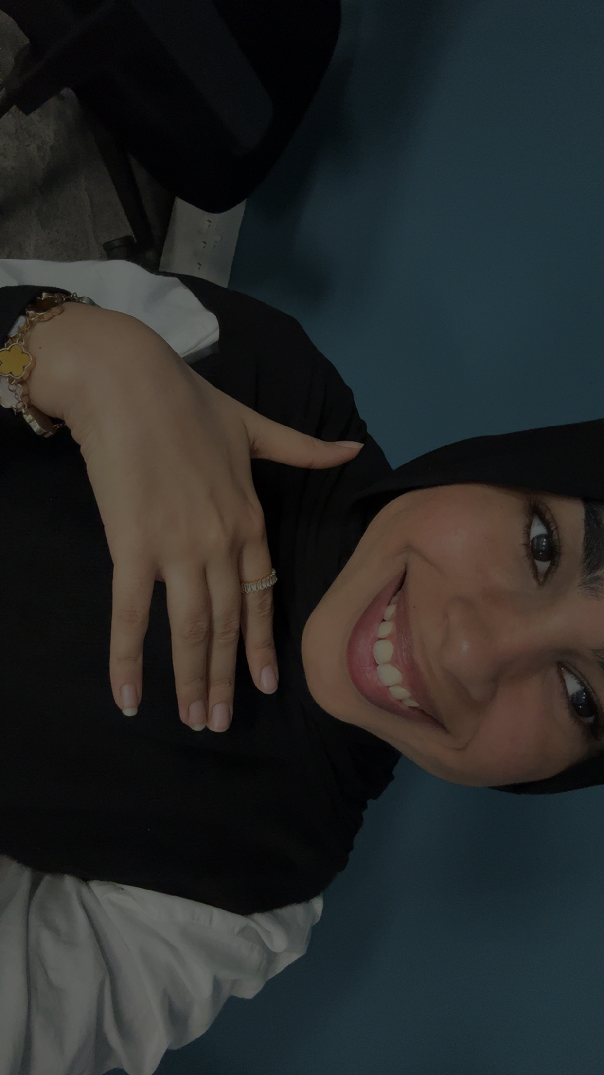 Rhaichatou - Babysitter française Paris, nounou francophone