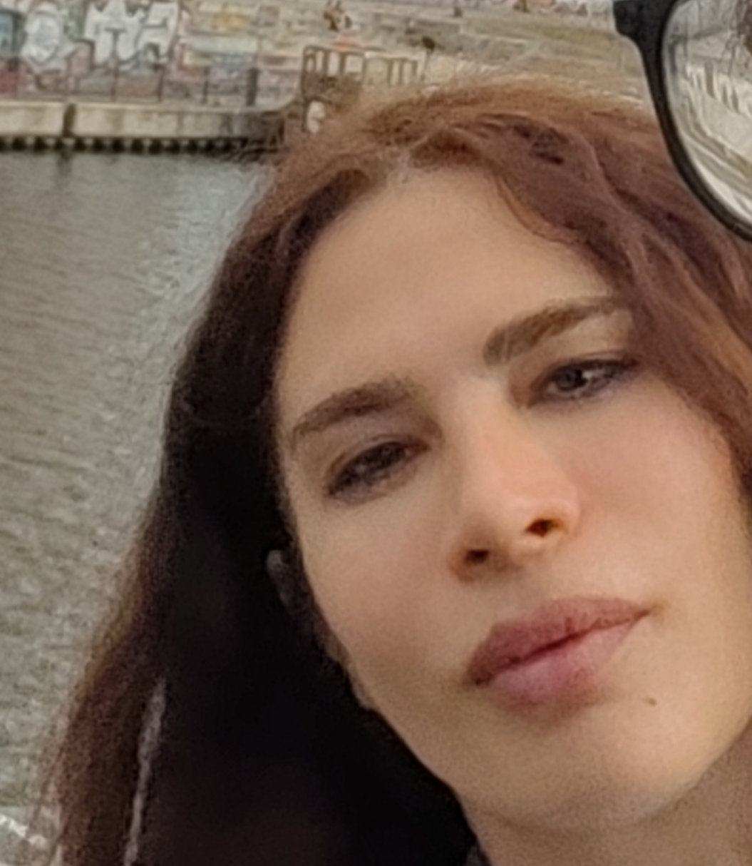 Ellie - Nounou anglophone Paris, babysitter bilingue