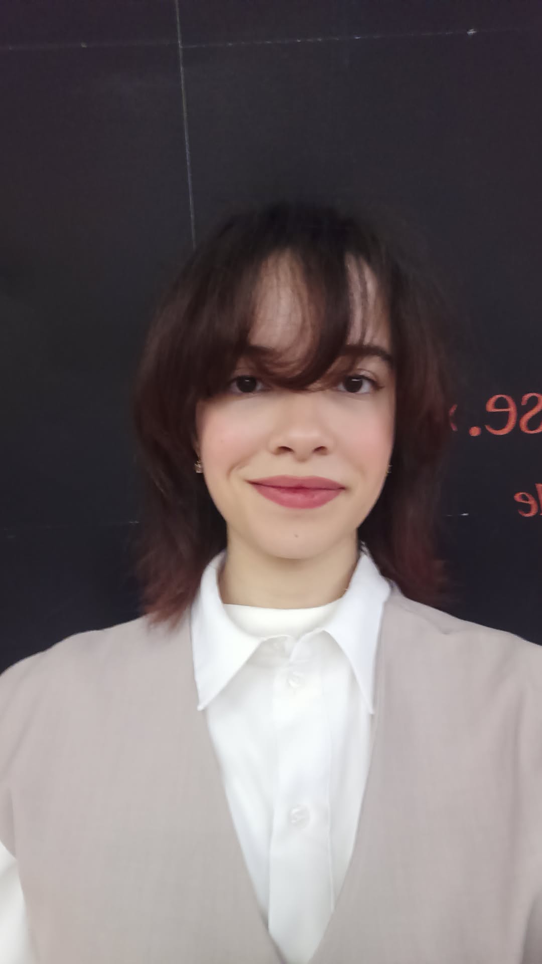 Dana Yakouta - Nounou anglophone Paris, babysitter bilingue