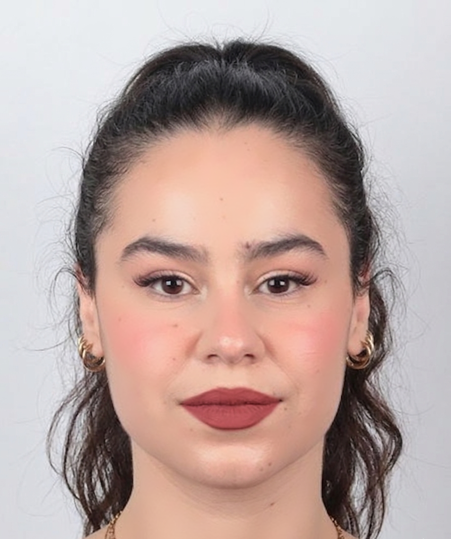 Menouche - Nounou anglophone Paris, babysitter bilingue