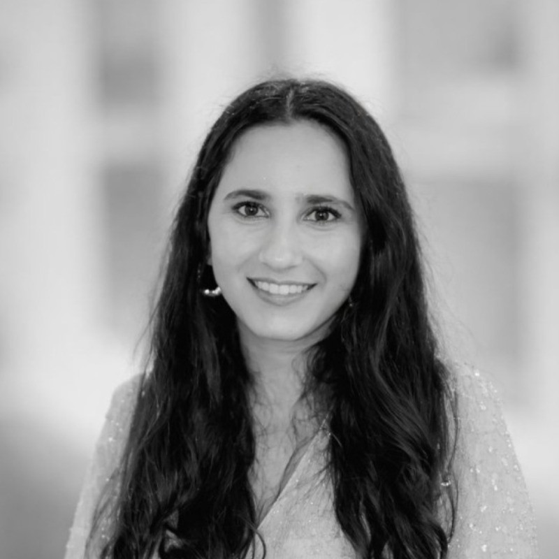 Aakriti - Nounou anglophone Paris, babysitter bilingue